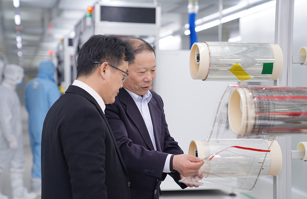 天寧經(jīng)濟開發(fā)區(qū)黨工委曹書記參觀軟訊廠區(qū)